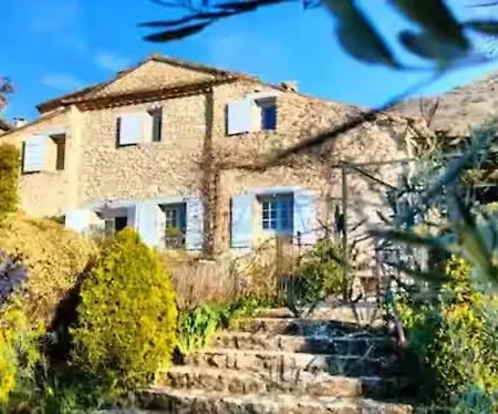 Holiday home Le Refuge Provencal Nijonyas Malaucene